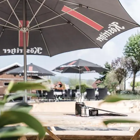 Szálloda Toschis Station-motel-wirtshaus-an Der Autobahn-bowling Zella-Mehlis